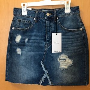 Forever 21 ripped jean skirt size S